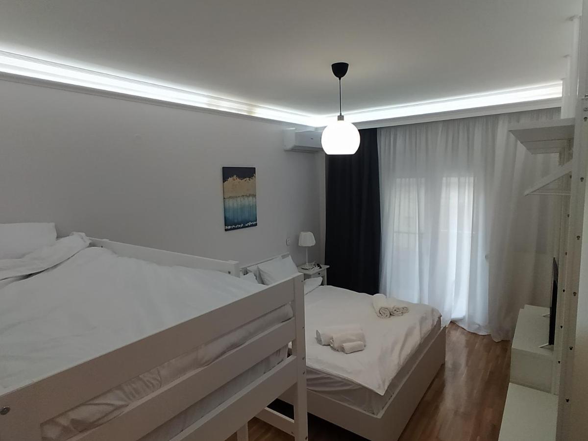 Athina Pantheon Mitropoleos Apartment เทสซาโลนิกิ ภายนอก รูปภาพ