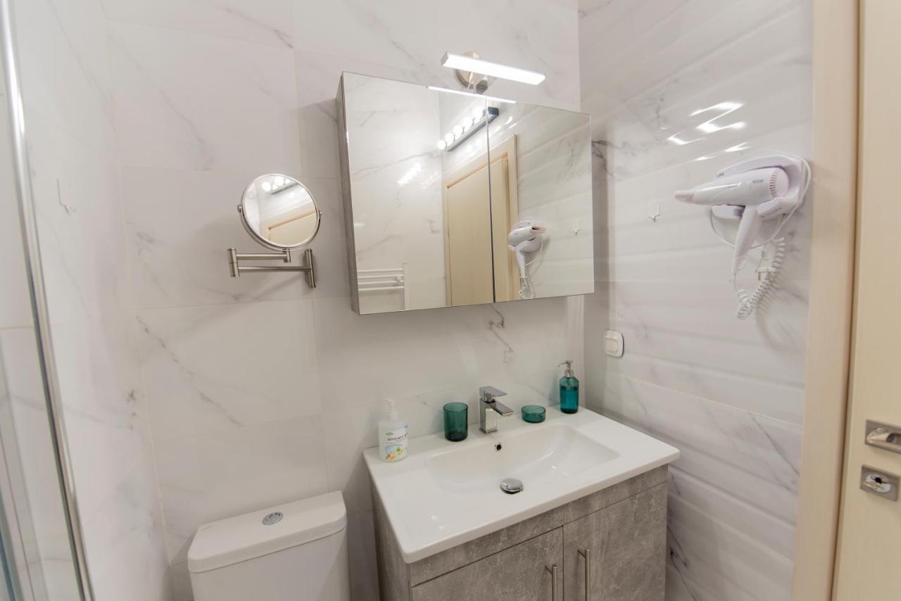 Athina Pantheon Mitropoleos Apartment เทสซาโลนิกิ ภายนอก รูปภาพ